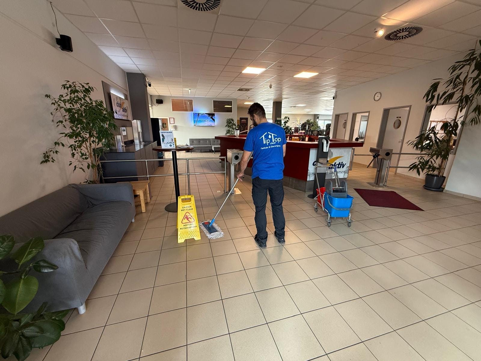 Reinigungsfirma Gebäudereinigung Gebäudereinigung Reutlingen